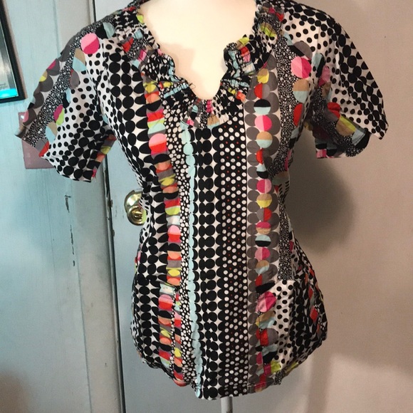 koi Tops - Koi scrub top